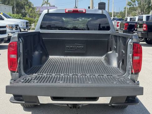 Used 2021 Chevrolet Colorado W/T w/ WT Convenience Package RWD image 12