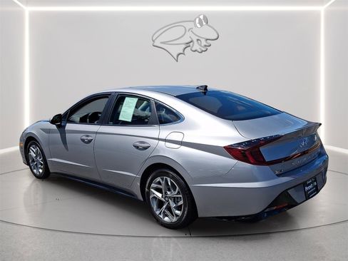 Used 2023 Hyundai Sonata SEL FWD image 3