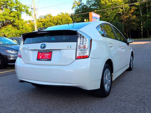 Used 2011 Toyota Prius Two FWD image 2