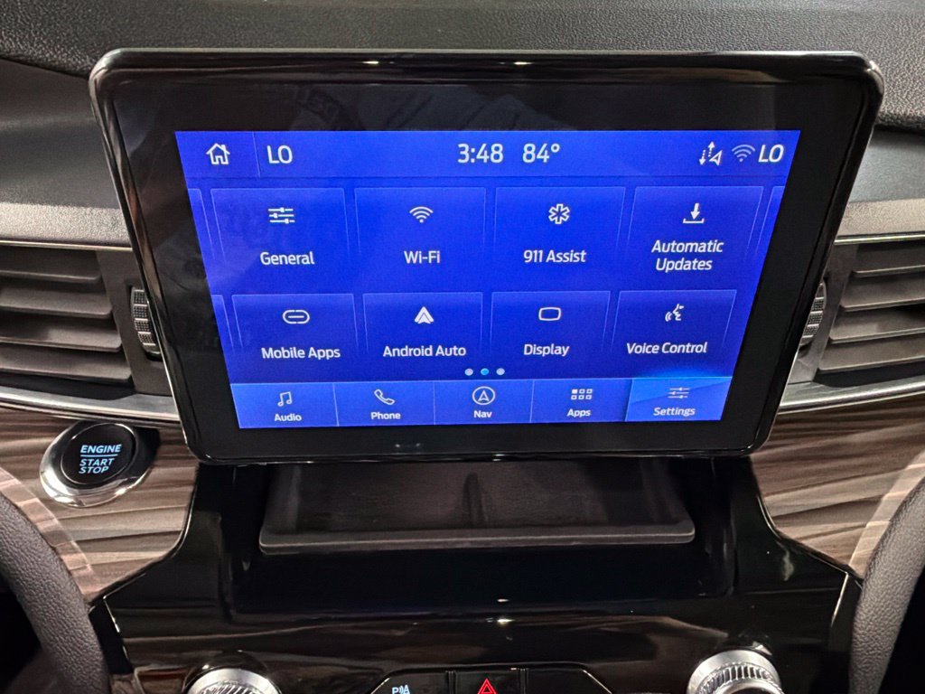 Used 2024 Ford Explorer Limited AWD/4WD image 10