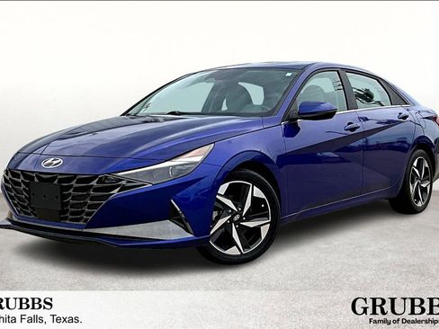 Used 2023 Hyundai Elantra Limited w/ Cargo Package image 14