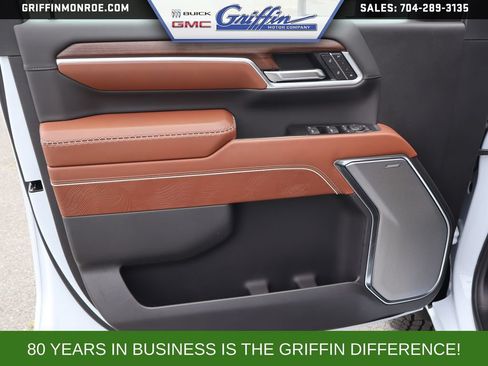 New 2026 GMC Sierra 2500 Denali Ultimate AWD/4WD image 13