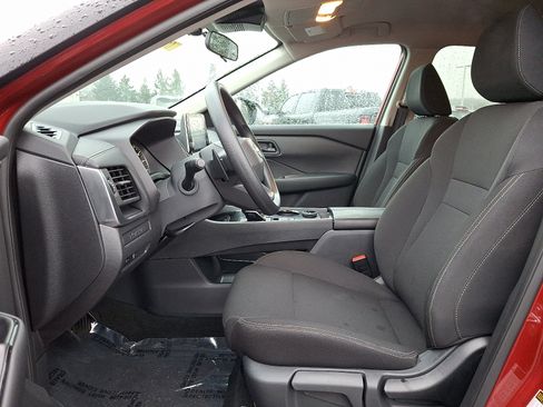 Certified 2025 Nissan Rogue S image 13