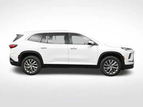 Used 2026 Buick Enclave Preferred image 6
