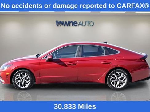 Used 2023 Hyundai Sonata SEL FWD image 2