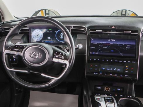 Used 2022 Hyundai Tucson Limited FWD image 17