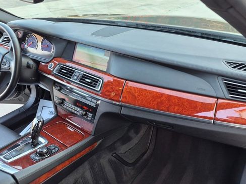 Used 2011 BMW ALPINA B7 w/ Driver Assistance Pkg image 77