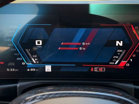 Used 2025 BMW M2 w/ Lighting Package RWD image 28