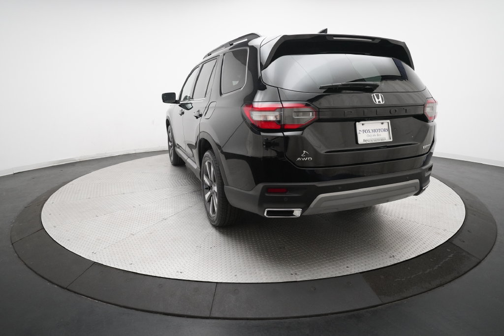 Used 2023 Honda Pilot Touring image 34