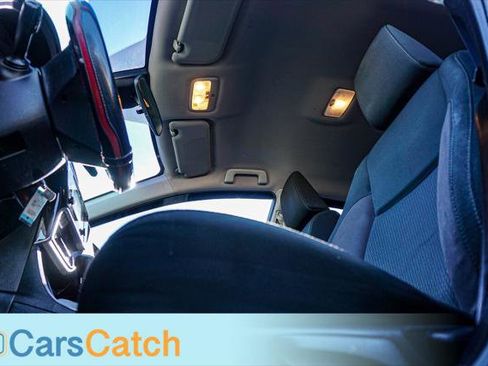 Used 2018 Toyota Corolla LE image 21