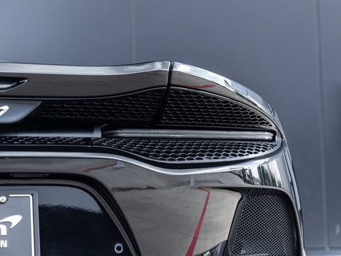 Used 2023 McLaren GT RWD image 13