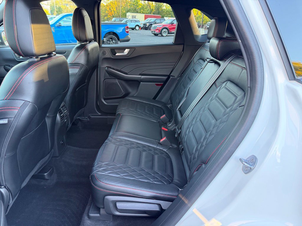 Certified 2023 Ford Escape ST-Line Elite w/ Premium Technology Package AWD/4WD image 20