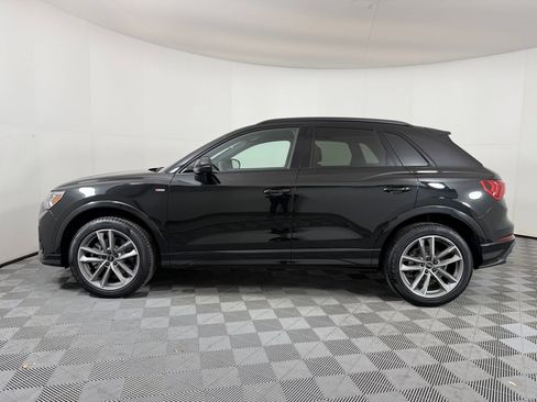 New 2025 Audi Q3 2.0T Premium image 2