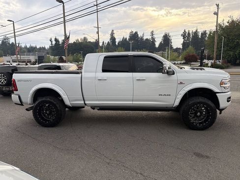 Used 2024 RAM 2500 Laramie w/ Sport Appearance Package AWD/4WD image 10