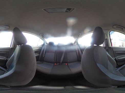 Used 2025 Nissan Versa SV image 40