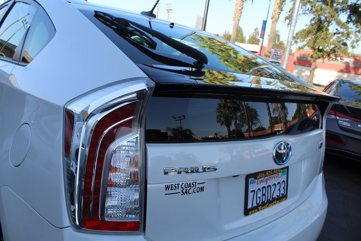 Used 2014 Toyota Prius Four FWD image 15