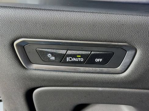 Certified 2025 BMW X7 M60i AWD/4WD image 10