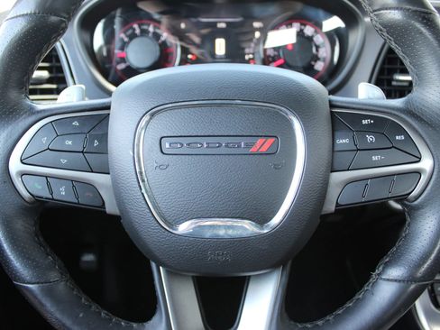 Used 2019 Dodge Challenger R/T w/ Driver Convenience Group RWD image 13