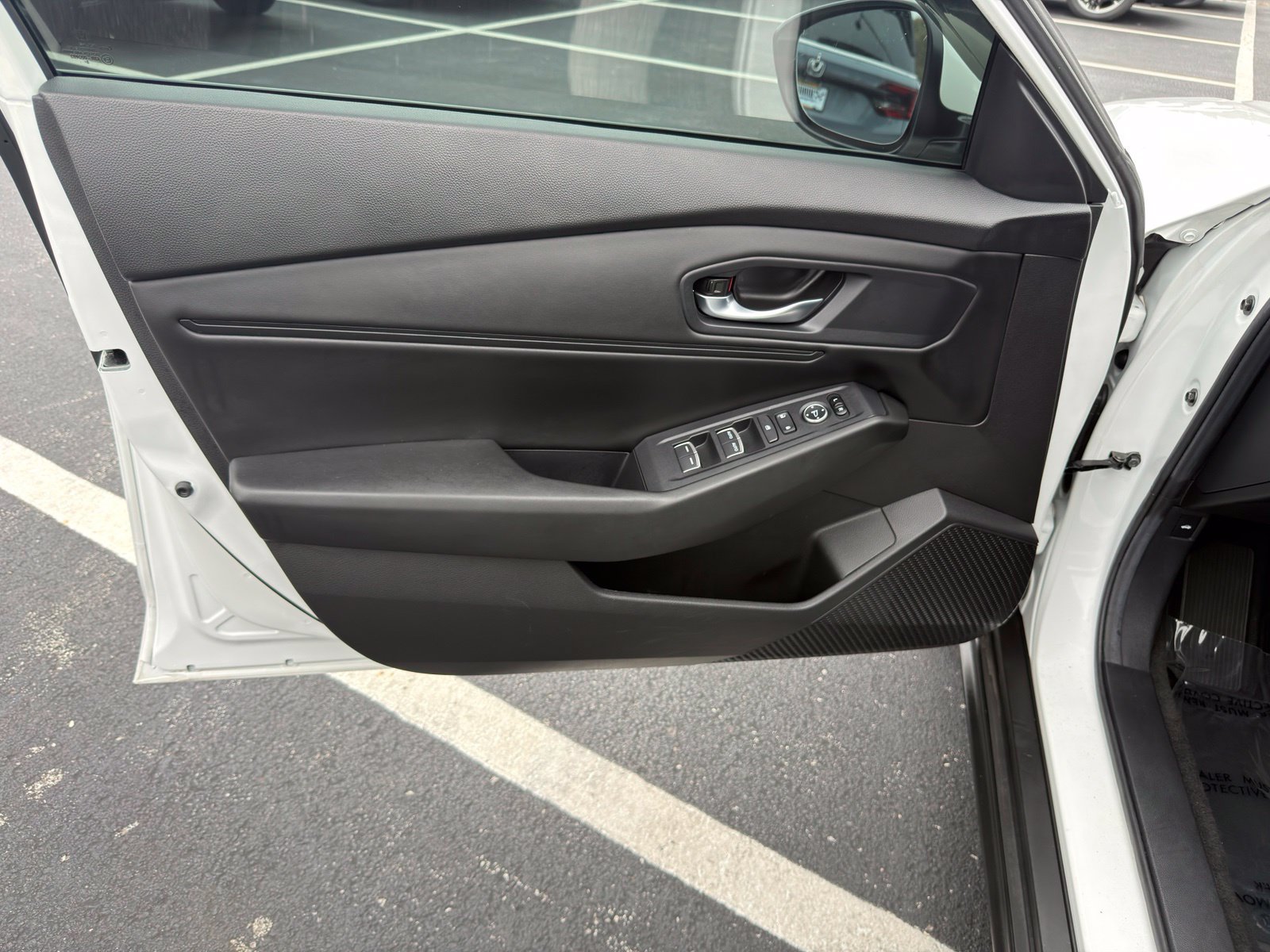 Used 2024 Honda Accord EX image 11
