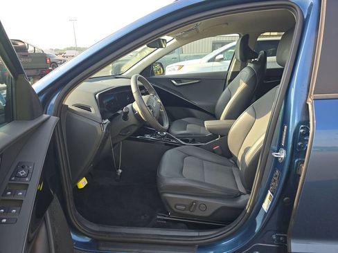 Used 2024 Kia Niro Wind FWD image 3