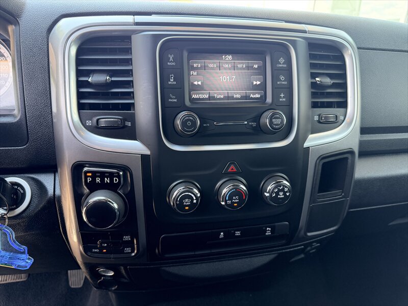 Used 2024 RAM 1500 Warlock AWD/4WD image 27