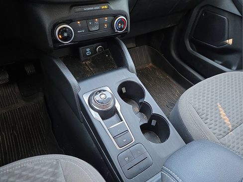 Used 2021 Ford Escape SE FWD image 25