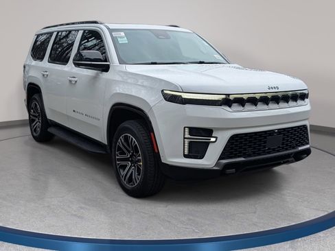 New 2026 Jeep Grand Wagoneer 4WD w/ Premium Group I image 3