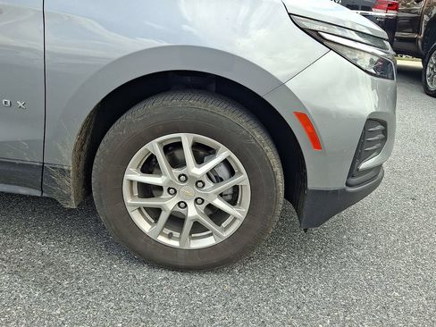 Used 2024 Chevrolet Equinox LS AWD/4WD image 8
