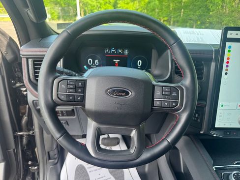 Used 2023 Ford Expedition Max Limited AWD/4WD image 15