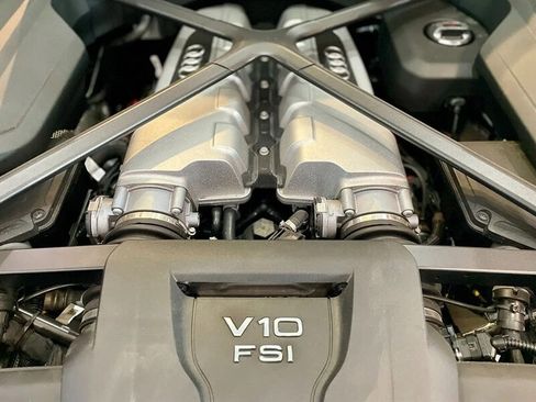 Used 2022 Audi R8 V10 performance image 33