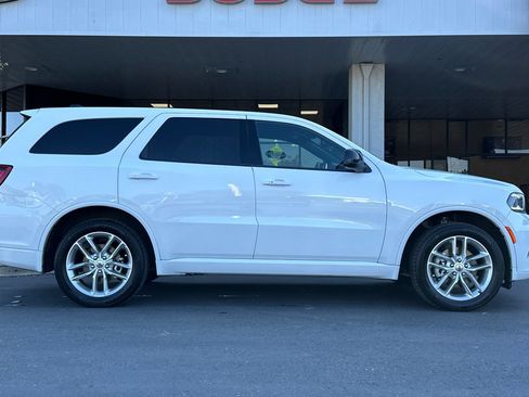 Used 2023 Dodge Durango GT image 3