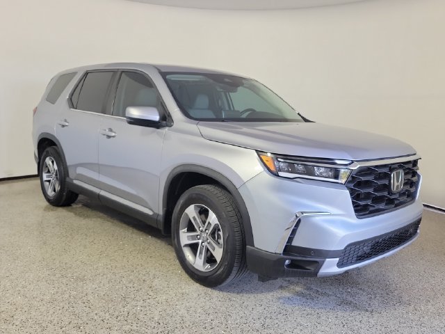 Used 2024 Honda Pilot EX-L image 4