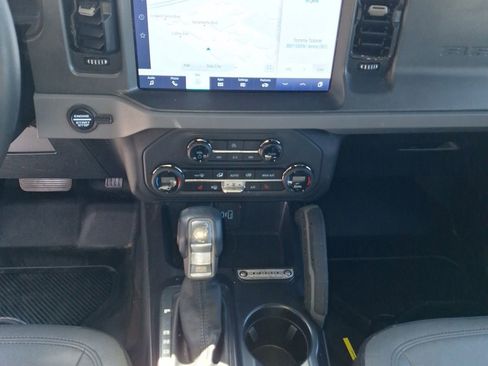 Used 2024 Ford Bronco Big Bend AWD/4WD image 13