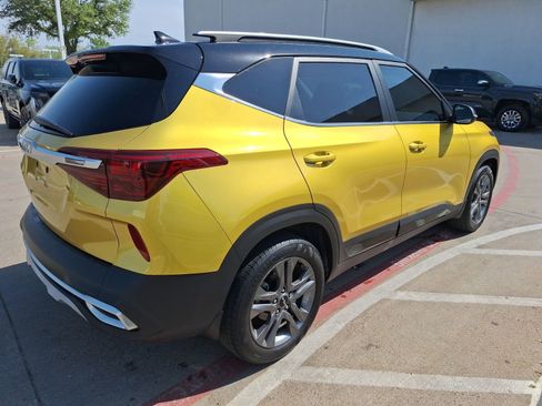 Used 2023 Kia Seltos S image 6