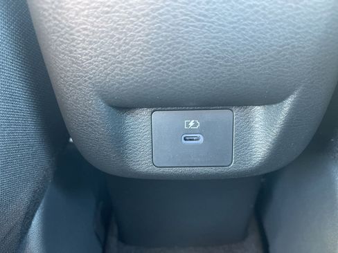 New 2025 Nissan Versa SR w/ Trunk Package image 14