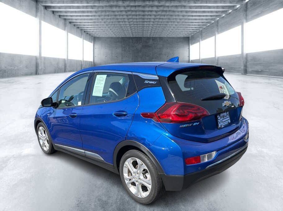 Used 2021 Chevrolet Bolt LT FWD image 4