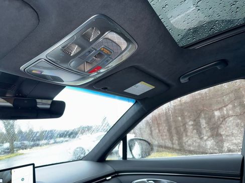 Used 2025 Genesis GV70 3.5T Sport w/ Sport Prestige Package image 29