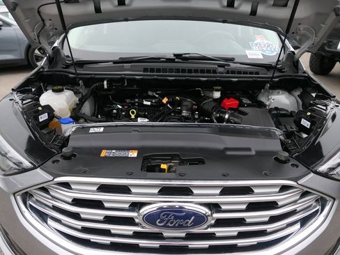 Used 2024 Ford Edge Titanium image 26