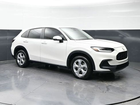 Used 2025 Honda HR-V LX image 3