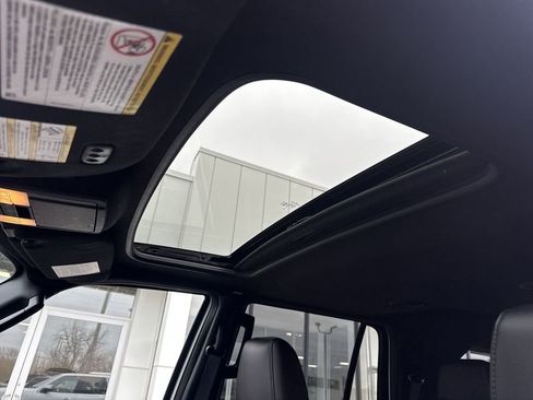 Used 2016 Ford Expedition Limited w/ Equipment Group 301A image 16