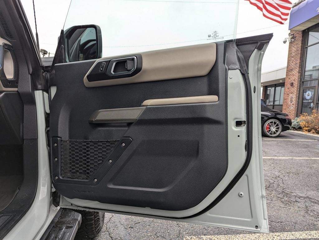 Used 2021 Ford Bronco Wildtrak AWD/4WD image 39