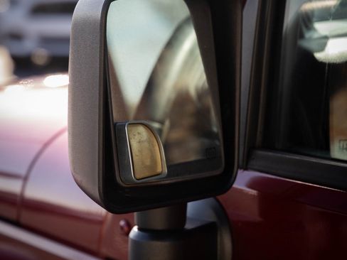 Used 2012 Jeep Wrangler Sahara w/ Dual Top Group image 20