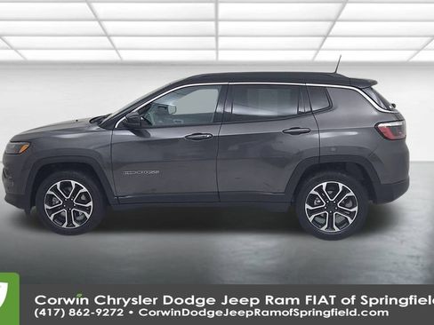 Certified 2024 Jeep Compass Limited image 9