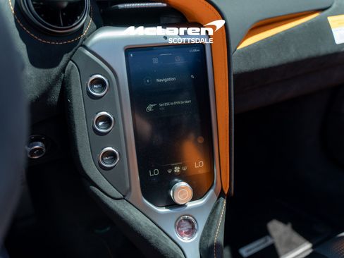 Used 2024 McLaren 750S Spider RWD image 15