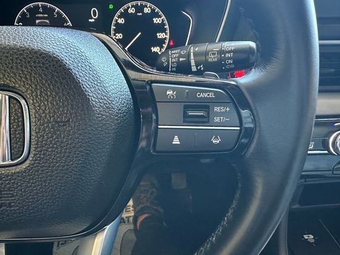 Used 2023 Honda Pilot EX-L image 4