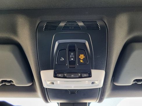 Used 2018 BMW X5 xDrive40e AWD/4WD image 19