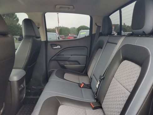 Used 2016 Chevrolet Colorado Z71 image 32