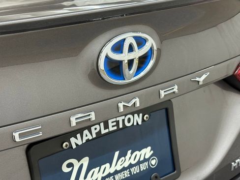 Used 2021 Toyota Camry XSE w/ Cold Weather Package image 22