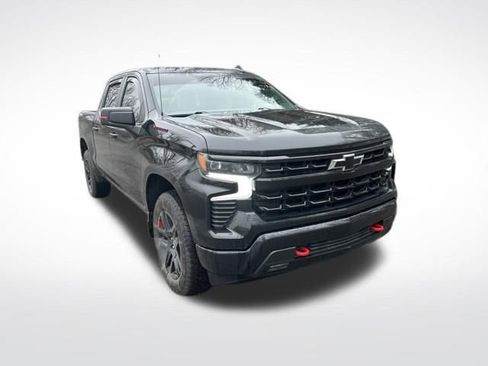 Used 2023 Chevrolet Silverado 1500 RST w/ Redline Edition image 8