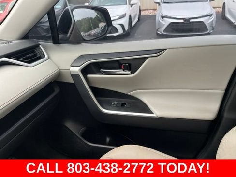 Used 2024 Toyota RAV4 XLE FWD image 29